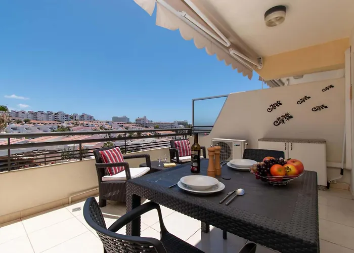 Santa Maria 30 - One Bed With Pool And Sea View شقة