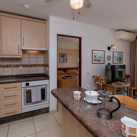 דירה Santa Maria 30 - One Bed With Pool And Sea View
